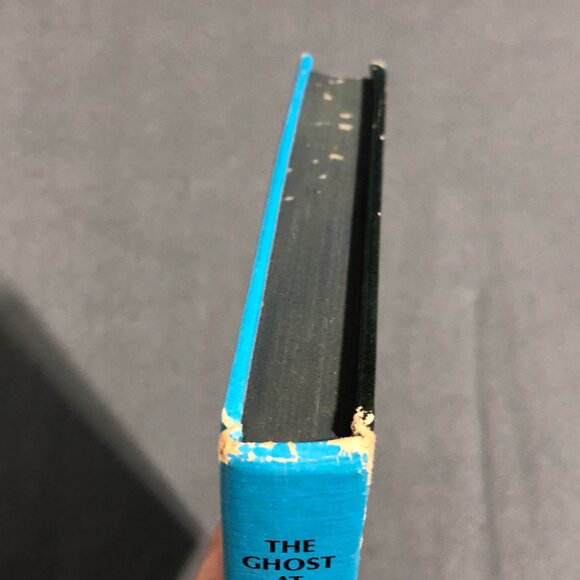 The Ghost at Skeleton Rock (1966): Vintage Hardy Boys Book Blue-Back #37 - Picture 4 of 10
